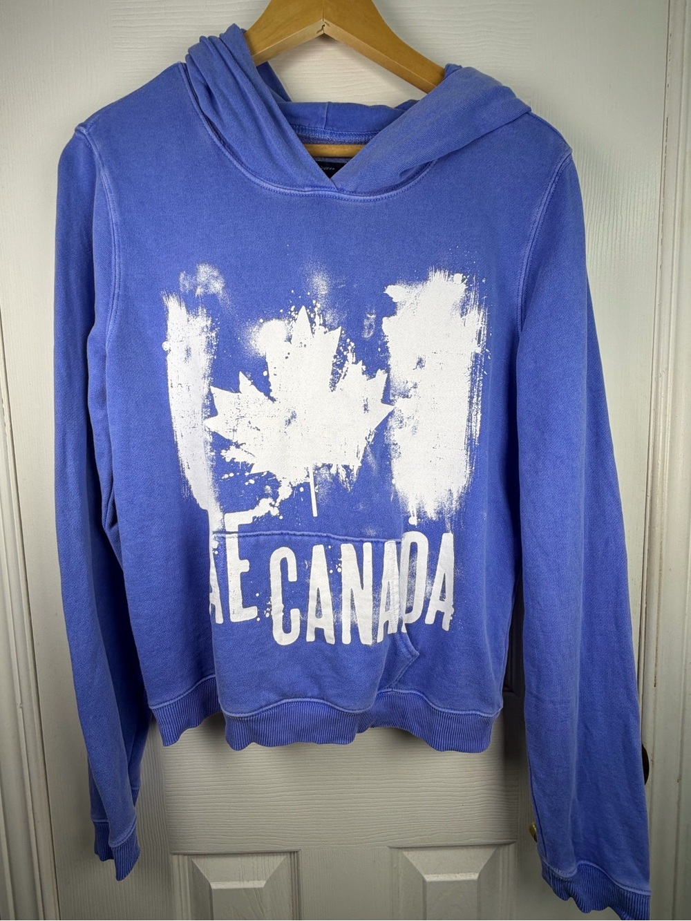 American Eagle Blue Canada Graphic Hoodie Womens L Maple Leaf Distressed Graphic